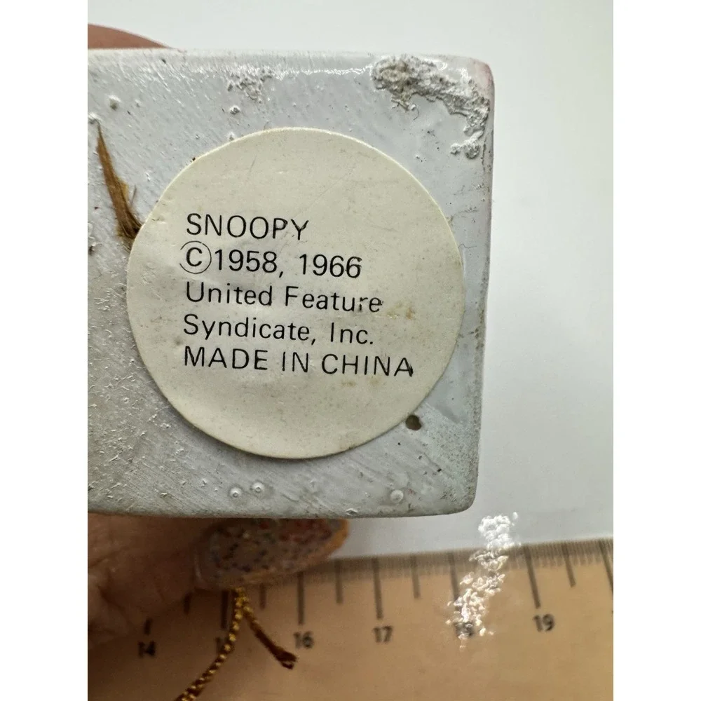 1966 Snoopy Ornament - Snoopy In Doghouse - Peanuts